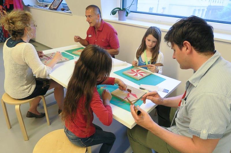 Un atelier aussi bien pour les adultes que pour les enfants
