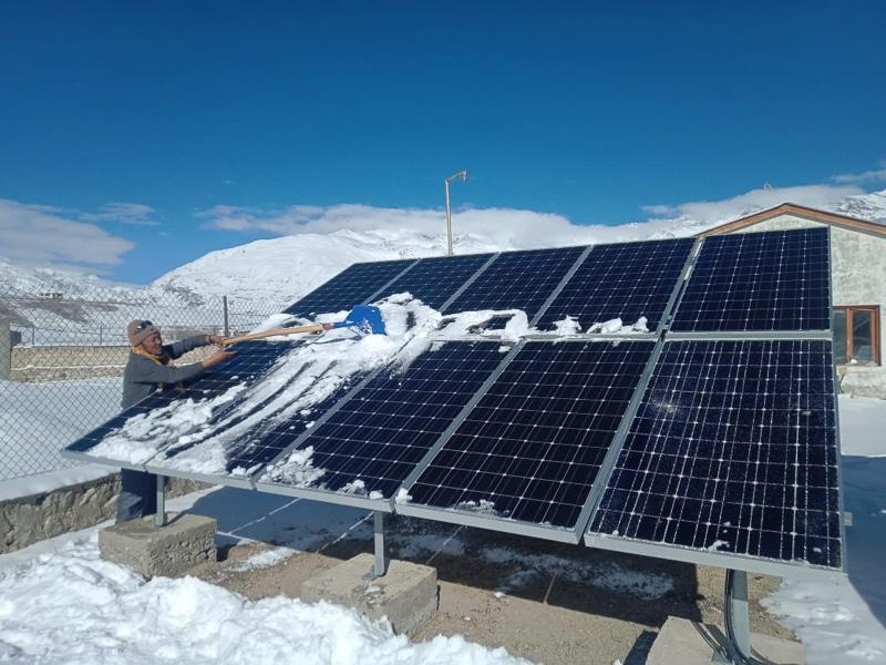 Dégagement des panneaux solaires