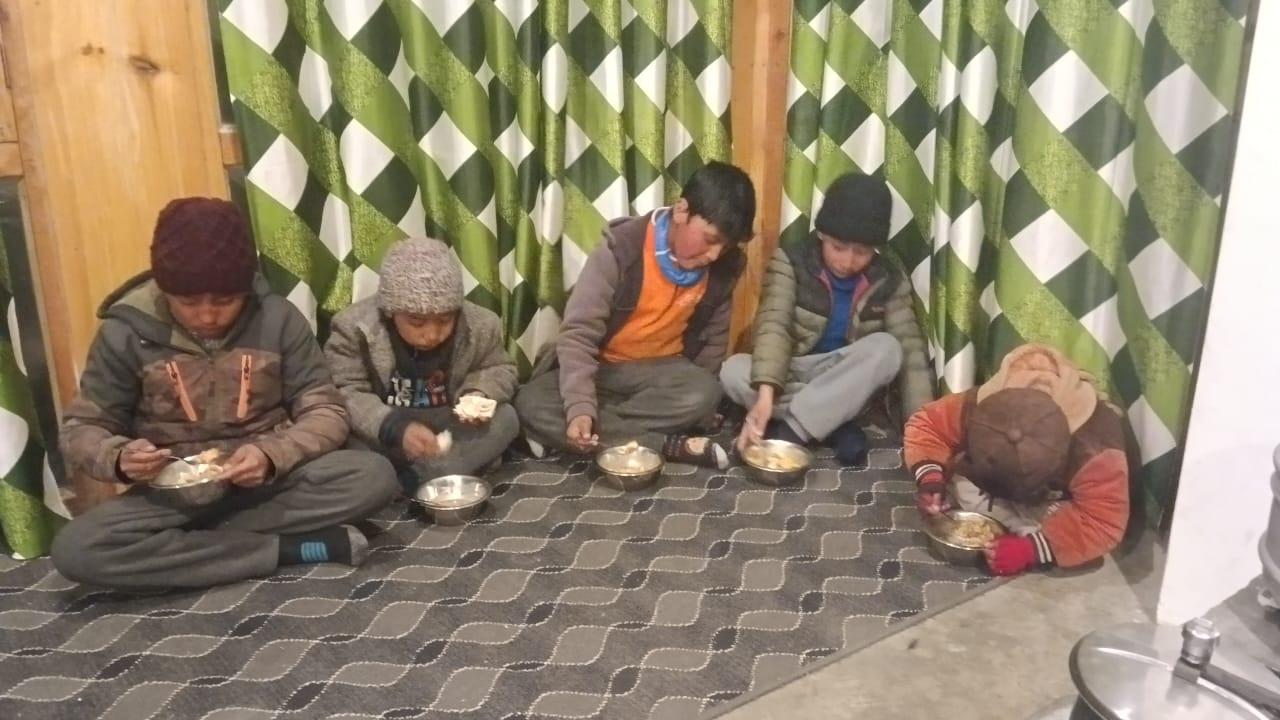 Repas à l'internat de la lmhs