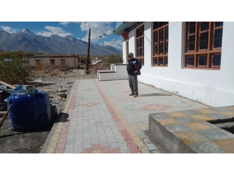 Laboratoire - dallage extérieur